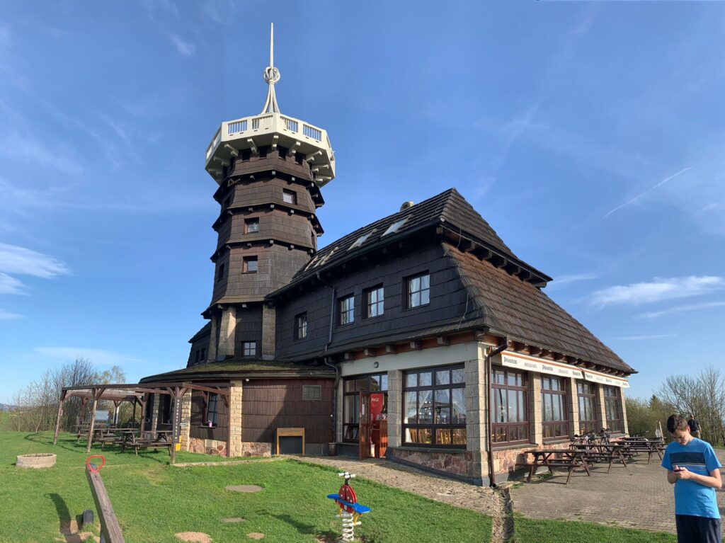 Z pekla do Dobrošova