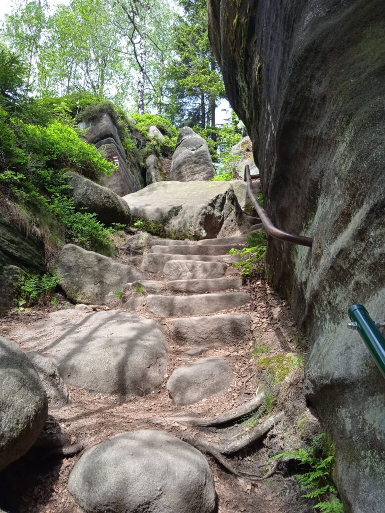 Broumovské skály turistická stezka