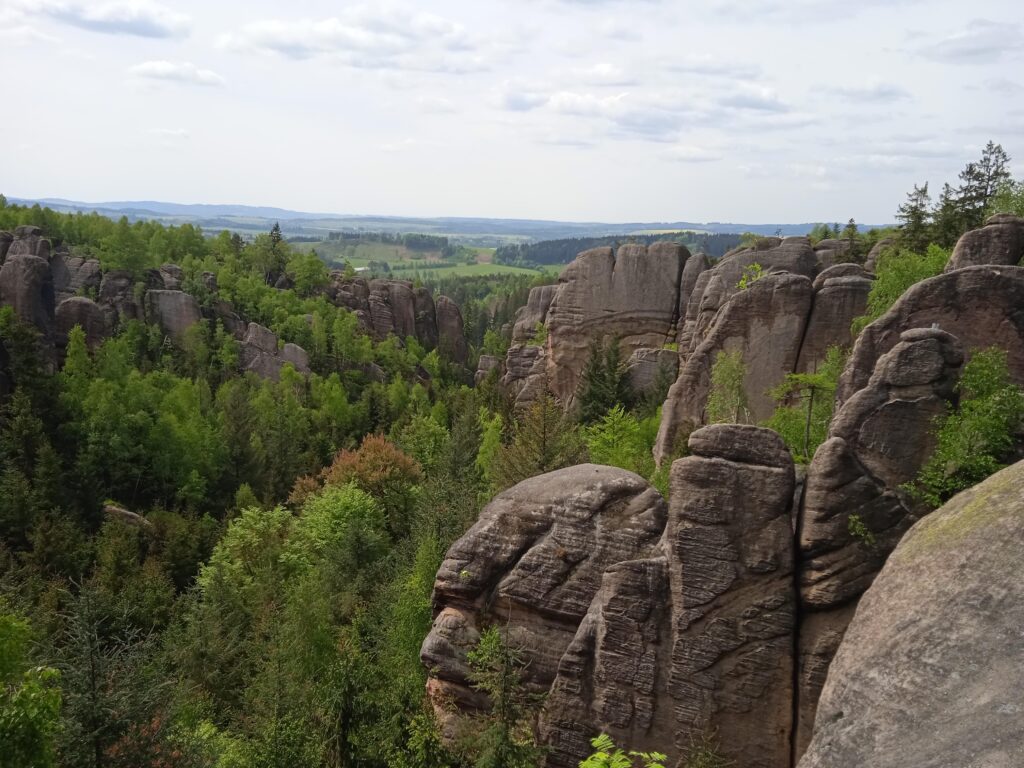 Broumovské skály, skvělé místo pro celodenní rodinný výlet. VÍCE NA DNESNIVYLET.CZ