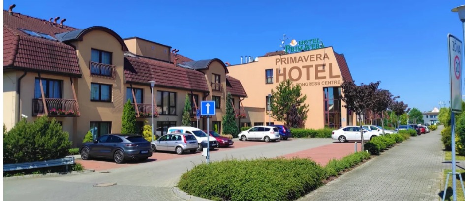 Primavera Hotel & Congress Centre** **