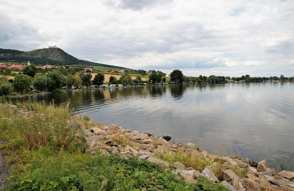 Vodní nádrž Nové Mlýny – třpytivé moře pod Pálavou