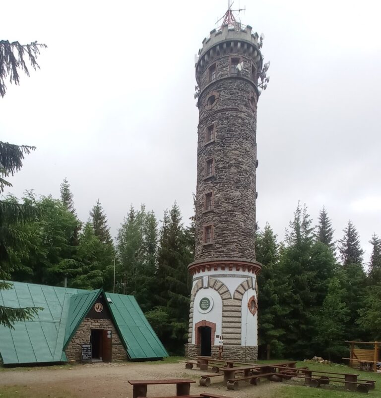 Rozhledna Zlatý chlum (Frývaldovská rozhledna)