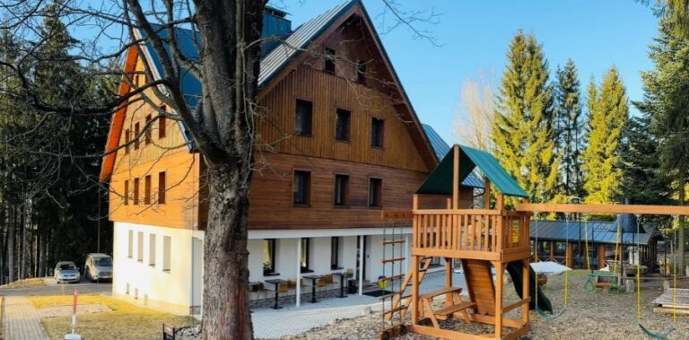 Zbrusu nové apartmány v Jizerských horách: privátní wellness a snídaně podle chuti