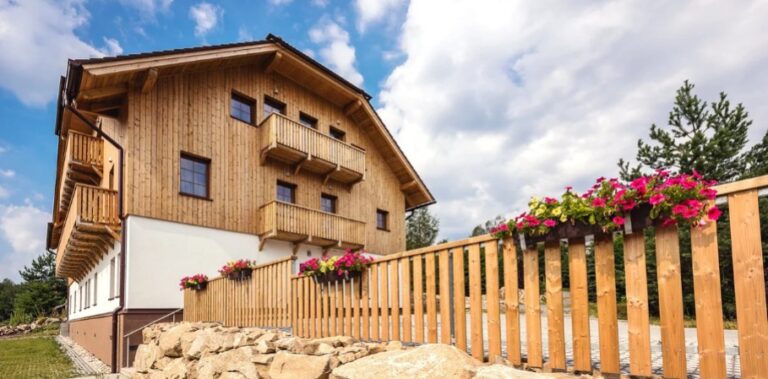 Nový hotel v Prášilech na Šumavě: wellness, botanická zahrada a prosecco na uvítanou