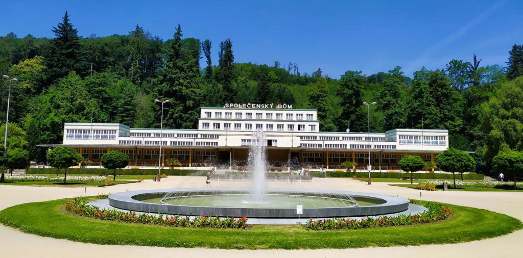 Společenský dům v Luhačovicích – srdce lázeňského města