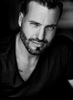 320-22a6c7ff80db430e98855bd3cfe2ed87