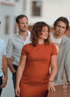 320-86e413661b46458294acaad3a1ef639f