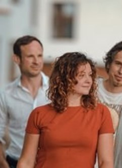 320-a8003c0fd77c41399dd8c79fefe12a17