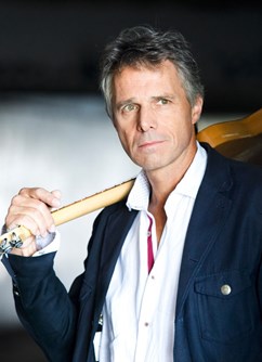 320-e39c769a45104caabd9f1ba4ca64a7b0