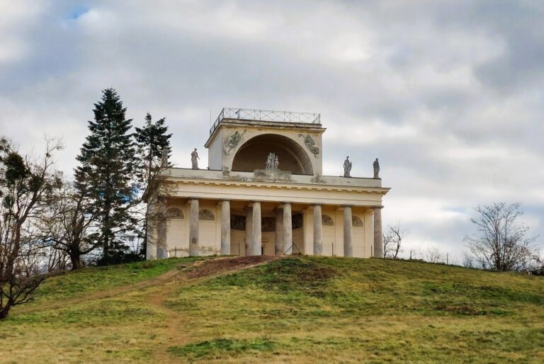 Apollonův chrám – empírový skvost Lednicko-valtického areálu