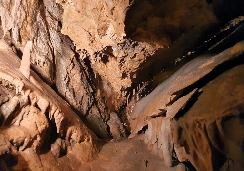 Bozkovské dolomitové jeskyně – podzemní klenot Libereckého kraje