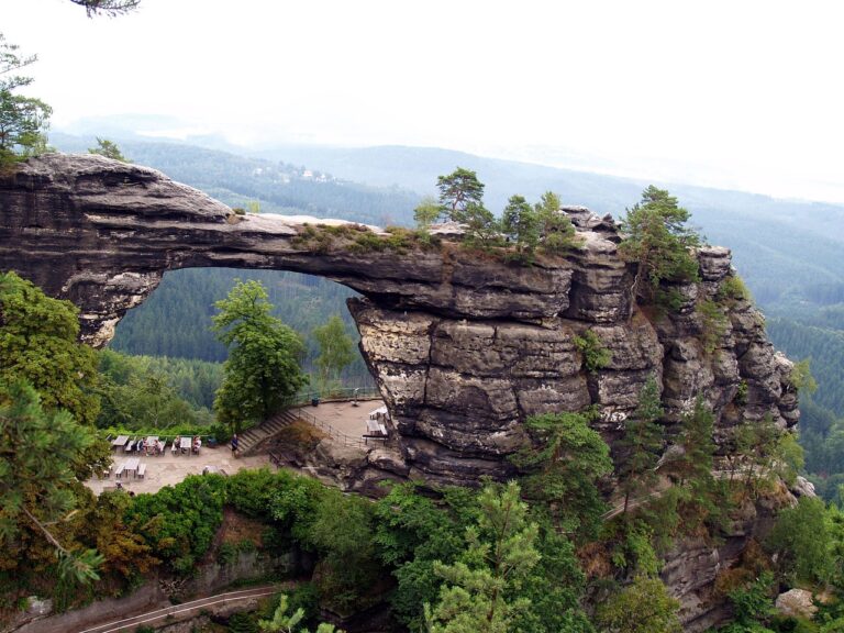Národní park České Švýcarsko –ráj plný skal, soutěsek a dechberoucích vyhlídek