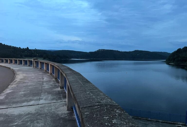 Vodní nádrž Orlík – přehrada, zámek a výlety po okolí