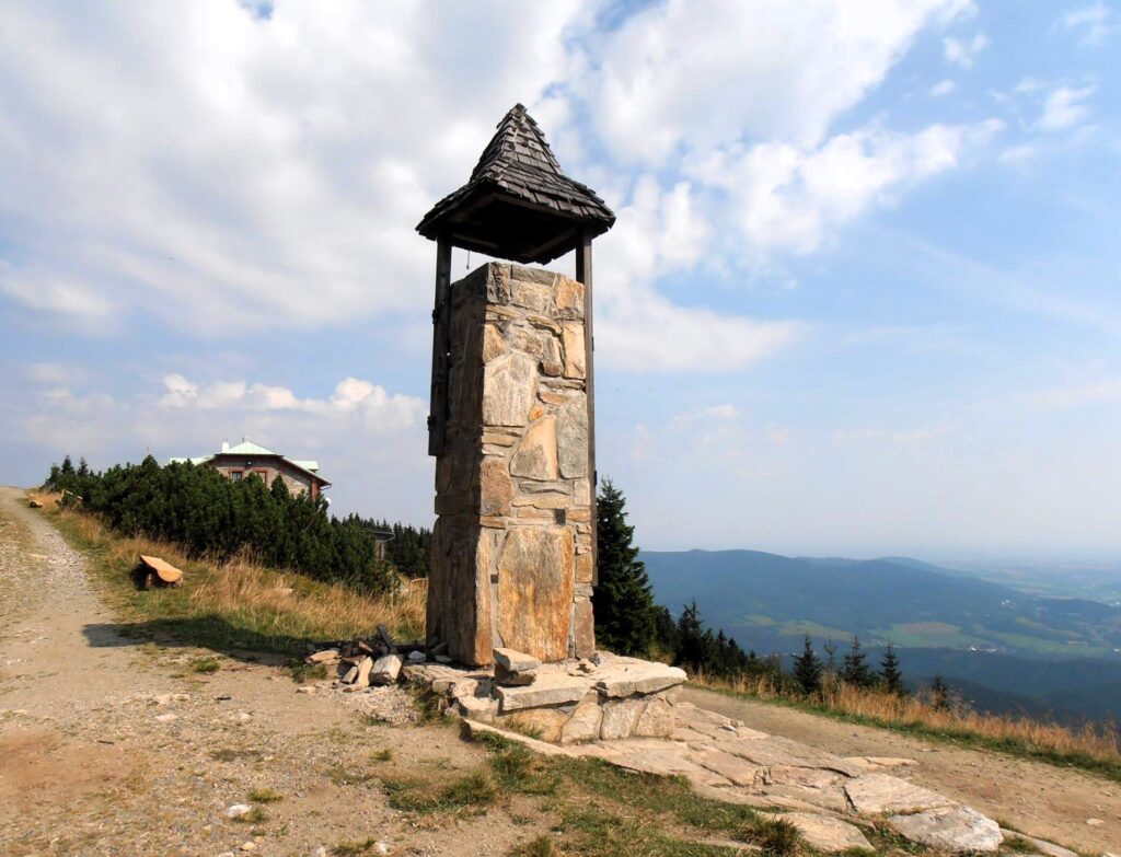 Výlet z Ostružné na Šerák a Keprník – klasika Jeseníků s dechberoucími výhledy