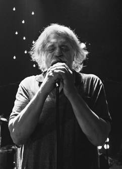 320-0bfe6b9339be48689955419c78d5b95f