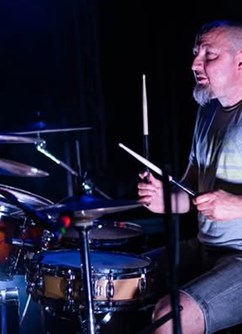 320-5109411d54004a17bda9ba0a560510a0