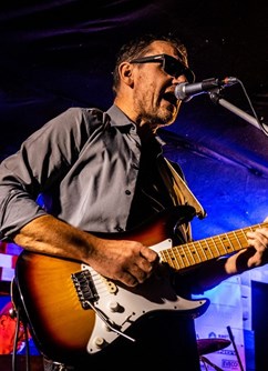 320-d0f73f0f01ea4b3da23f51f3884182c8