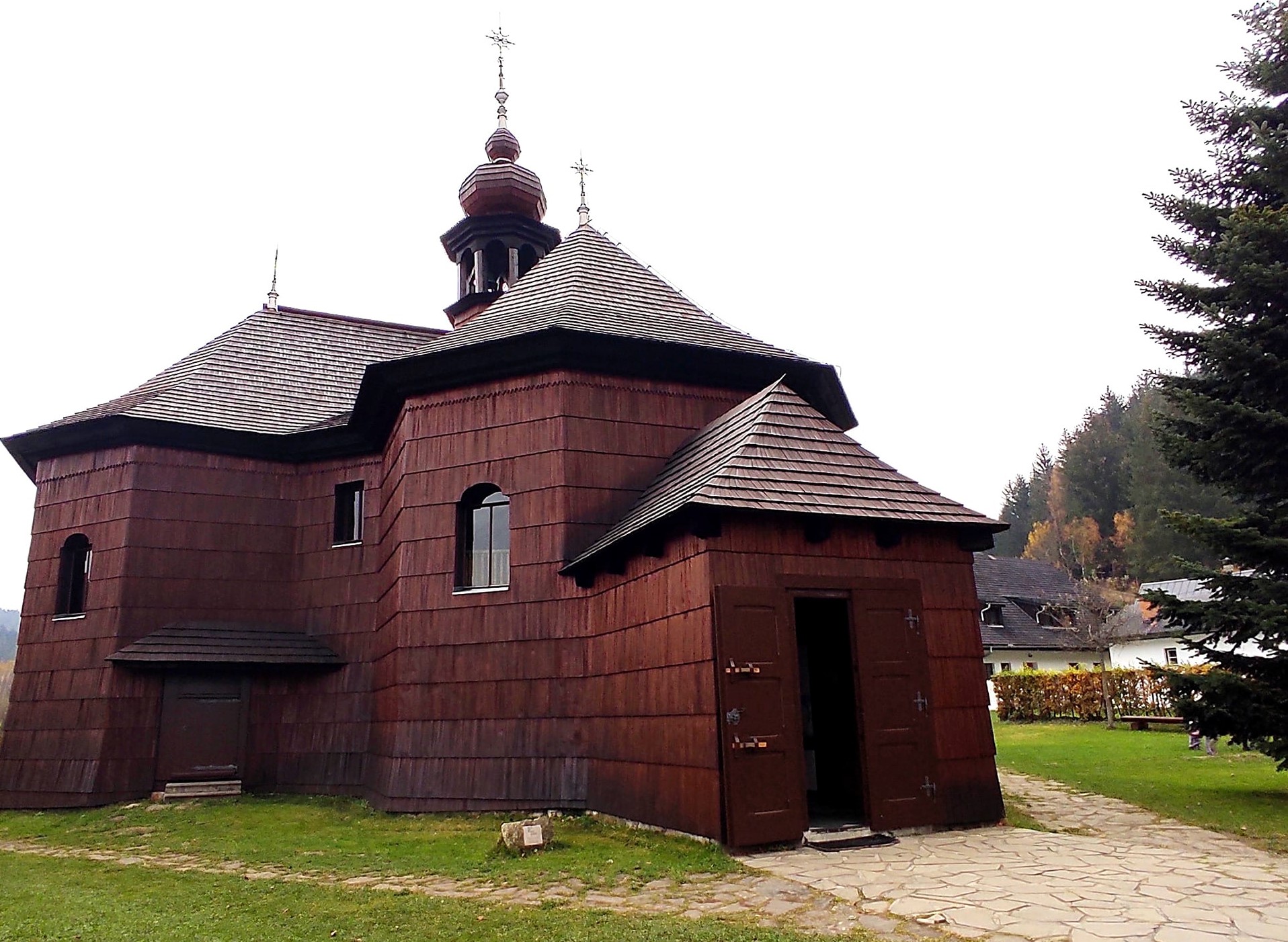 Velké Karlovice – valašská obec plná tradic, přírody a zážitků