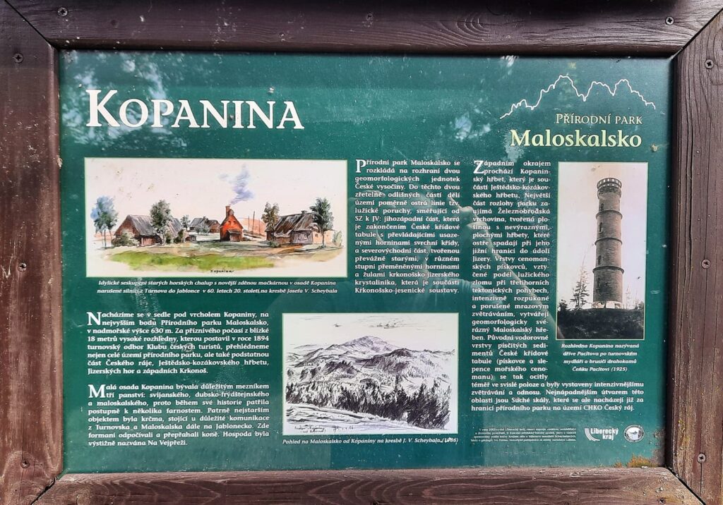 Rozhledna Kopanina — cihlová věž s výhledem na Český ráj