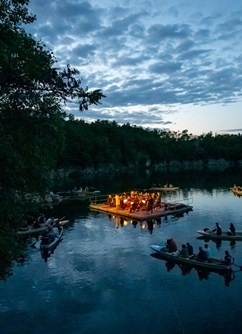 320-47af05465d16435e933521a1d23e145c