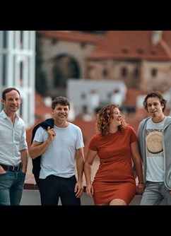 320-56393474e0374837b9f49f96194af9c0-1