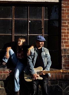 320-ad70f2d1858b4caebf1770cb37e512fc