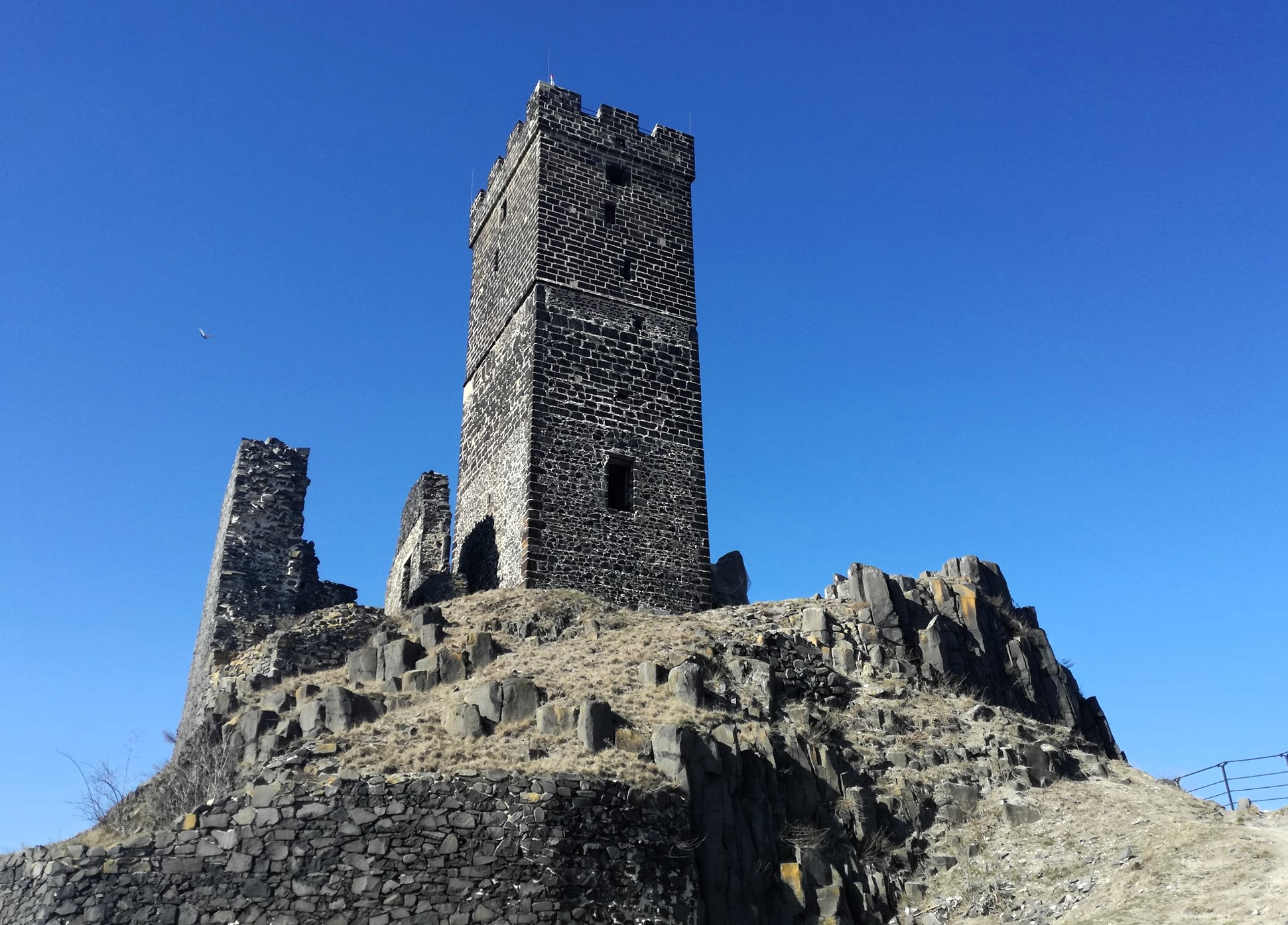 Zřícenina hradu Hazmburk – tajemná dominanta Českého středohoří