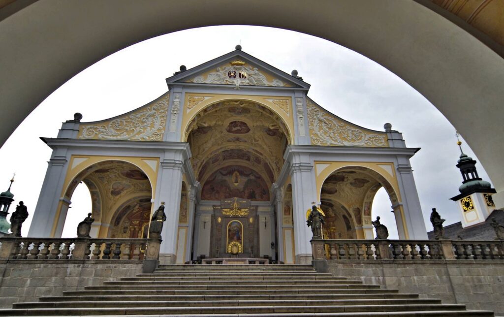 Poutní areál Svatá Hora u Příbrami – barokní perla Česka