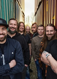 320-88b554305c2847ed95022c088f59877a