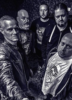 320-efb1f3b9f6d54c2e9d7a064c87afd483