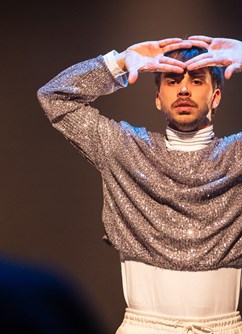 320-b3c8d9e1414f48fcb62ead9636249732