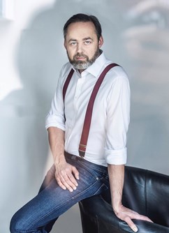 320-f9355991c54a445b86675a9faa73a43f