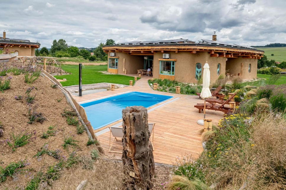 Snímek obrazovky_16-6-2026_201510_www.villynavrsku.cz