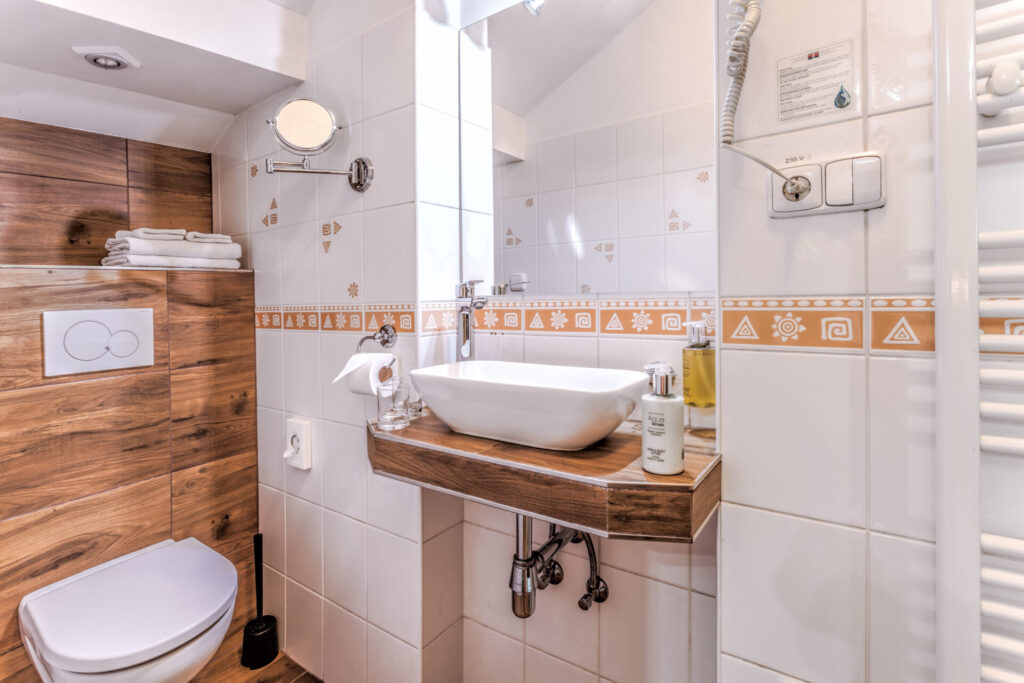 Penzion Podhorní mlýn – stylové ubytování v Kostelci nad Orlicí s wellness, restaurací a skvělým zázemím pro turisty i cyklisty